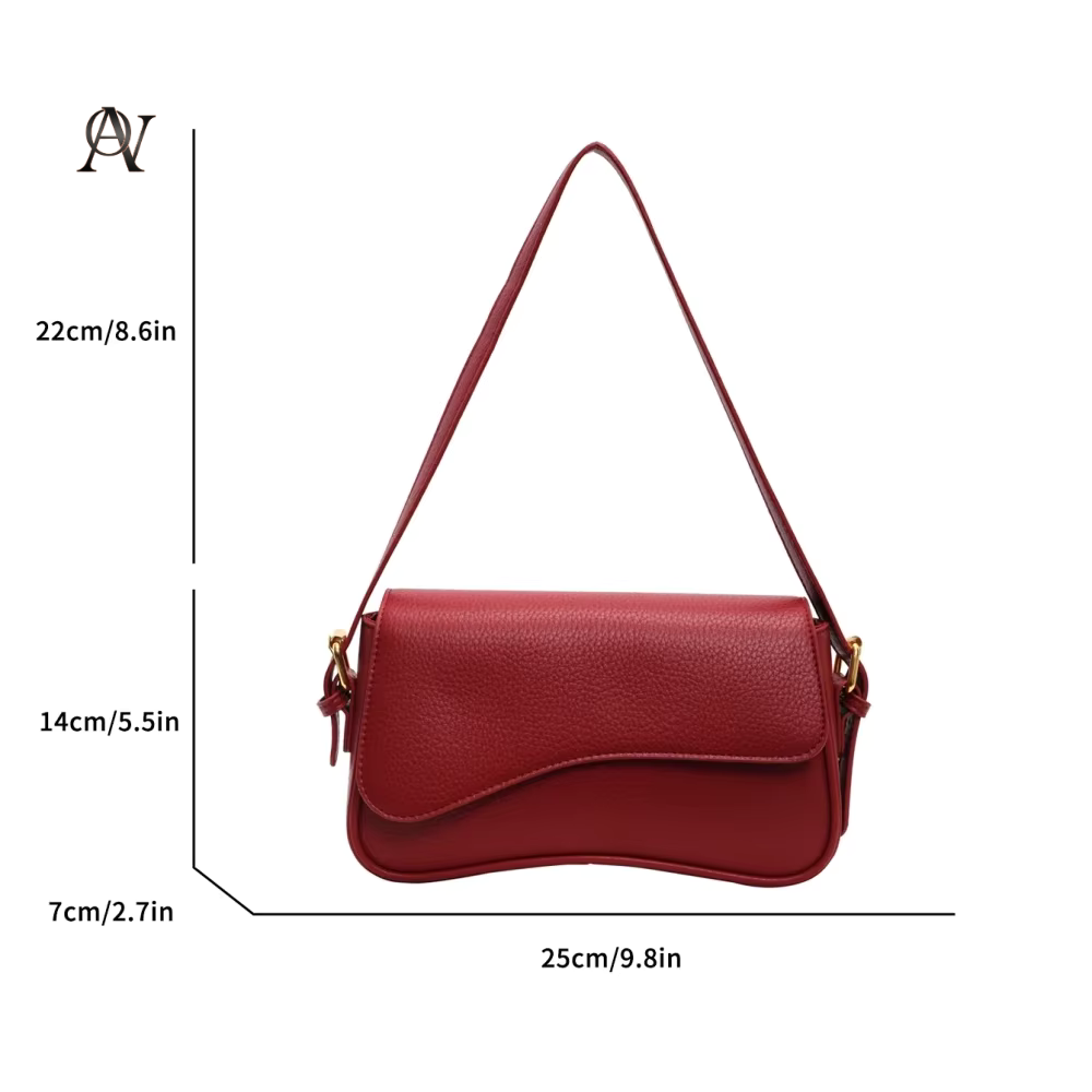 Lychee crossbody bag The vintage touch your outfit needs